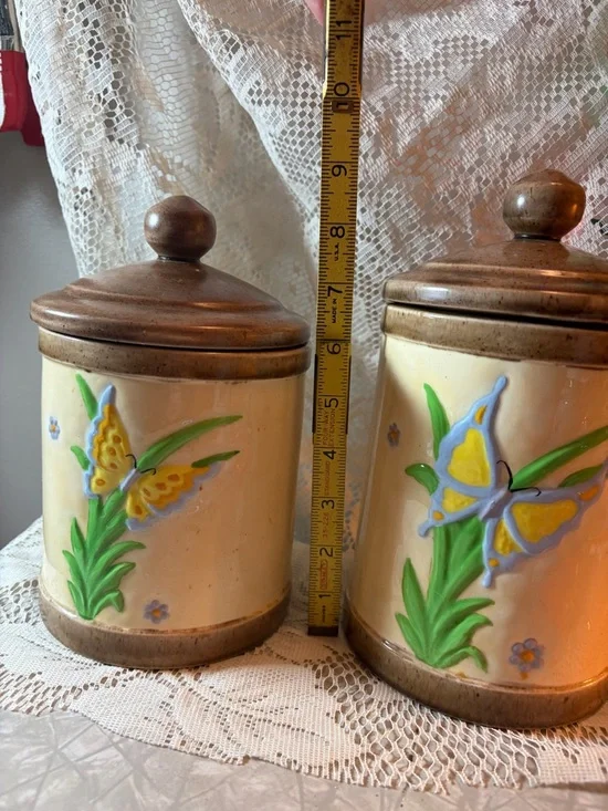 Pristine 1979 Macky Molds Vintage Butterfly Canisters -Set of 2 (Large & Medium) - Picture 4 of 15